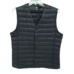 Uniqlo Ultra Light Down Vest  Black Snap Button Packable Sz Large